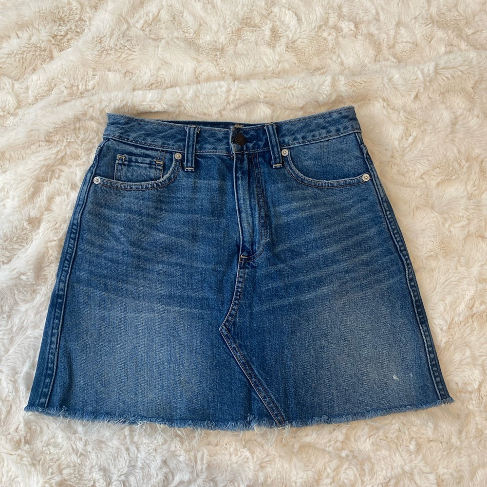 Abercrombie and Fitch jean skirt size 25